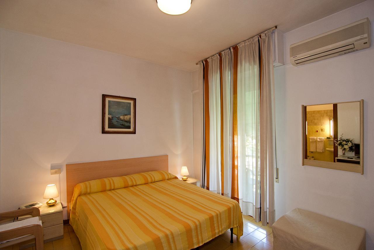 לידו די קאמאיורה Hotel San Domingo מראה חיצוני תמונה