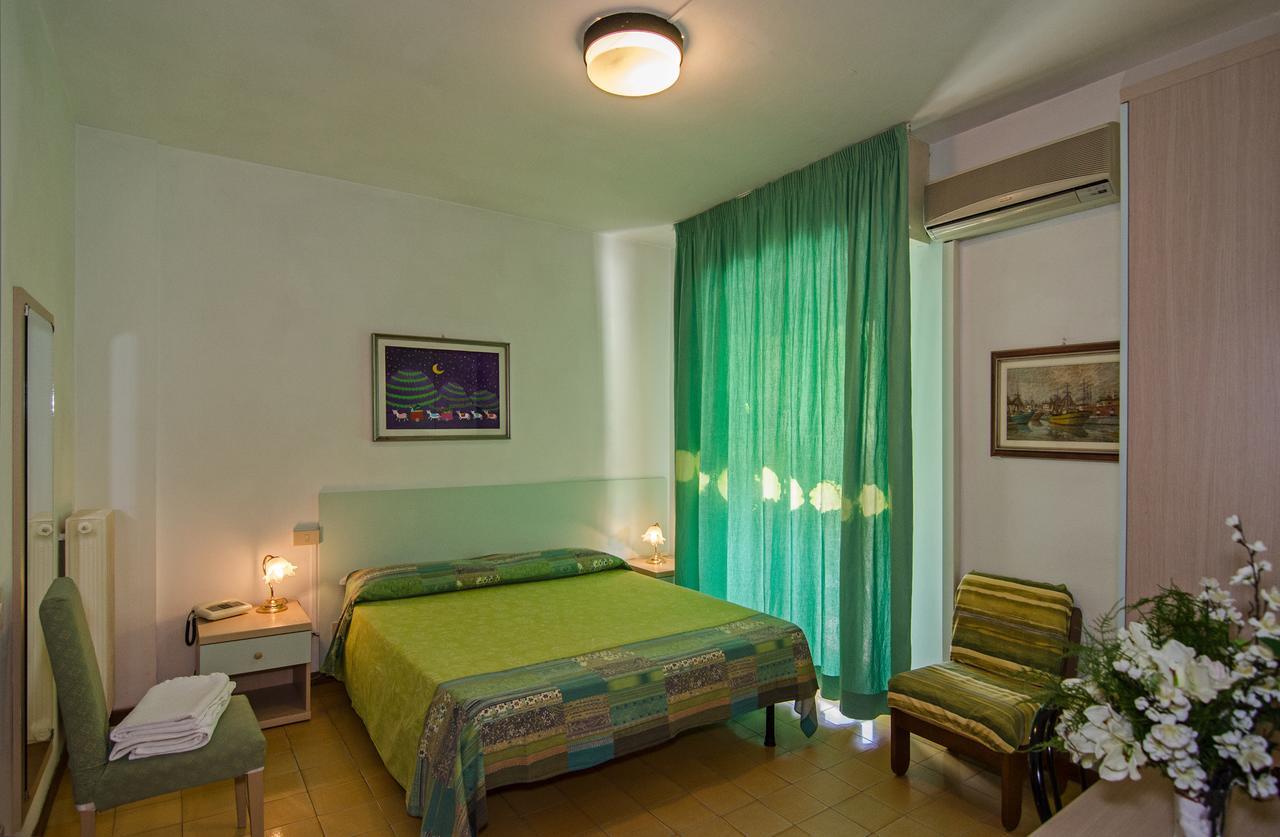 לידו די קאמאיורה Hotel San Domingo מראה חיצוני תמונה